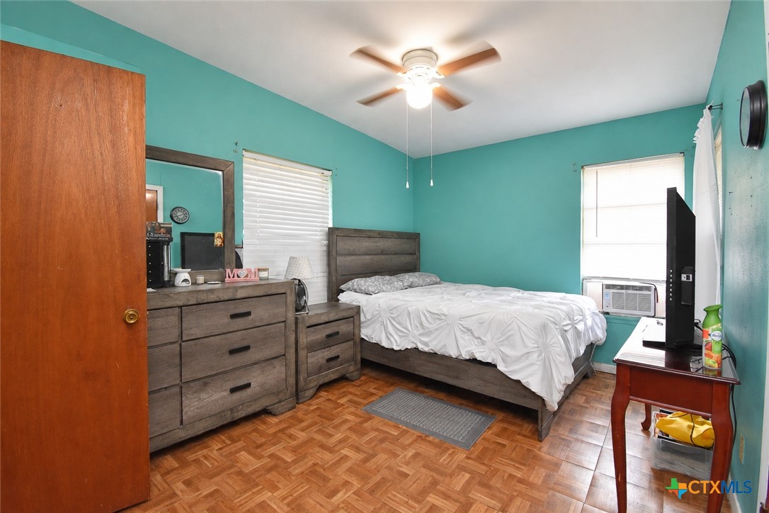 main property photo 10