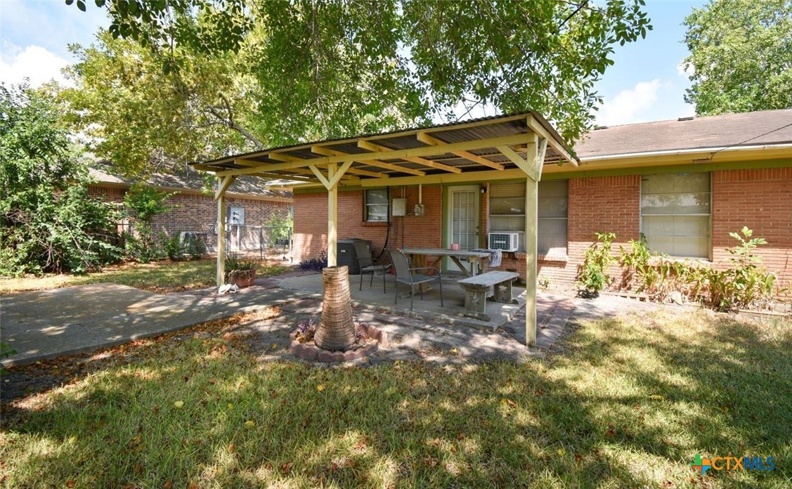 main property photo 14