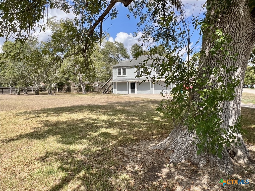 main property photo 23