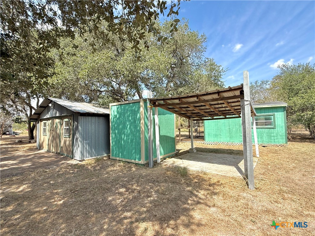 main property photo 11