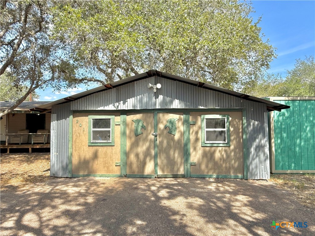 main property photo 7