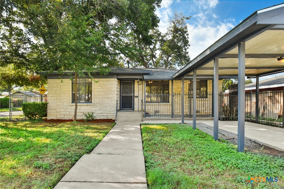 main property photo 2