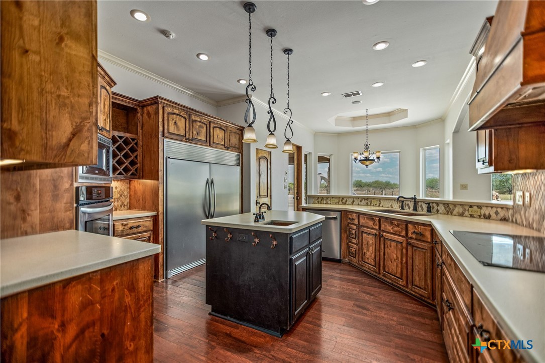 main property photo 10