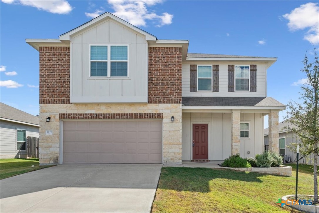 main property photo 3