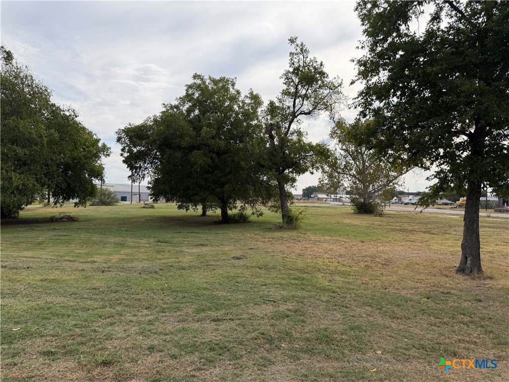 main property photo 6