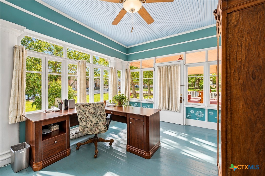 main property photo 16