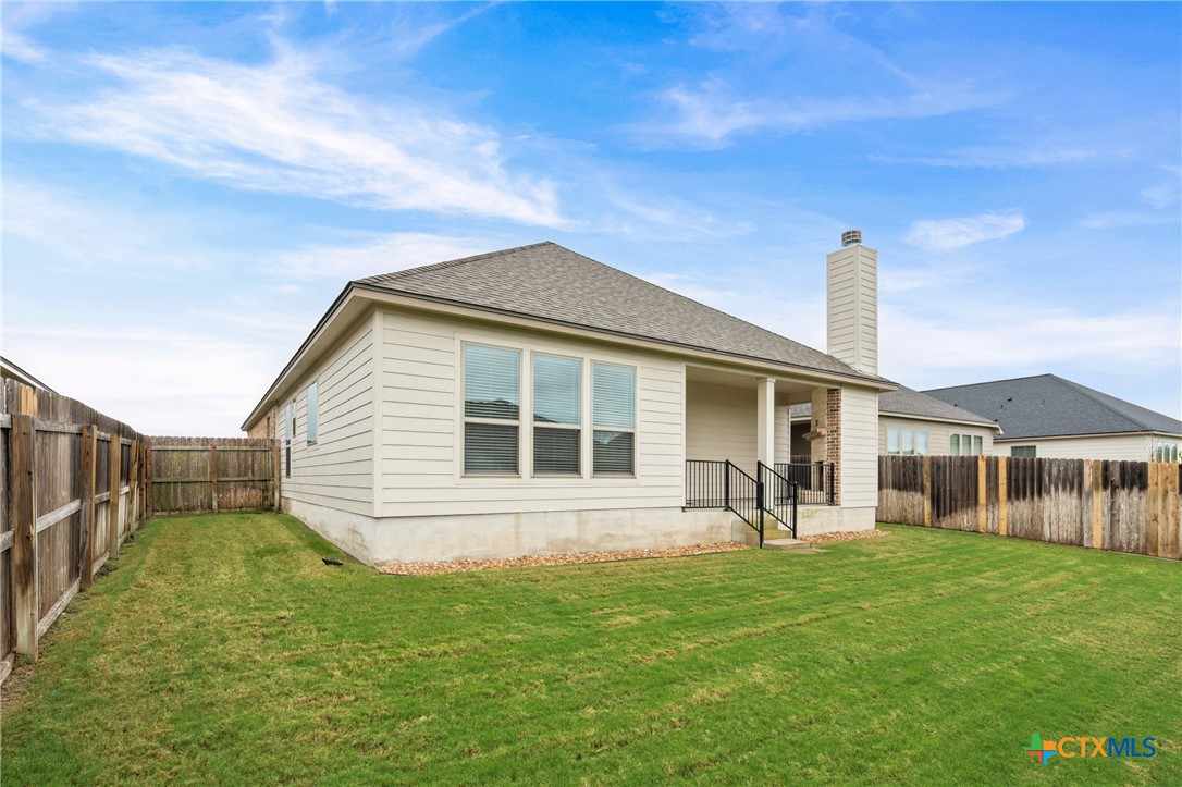 main property photo 30