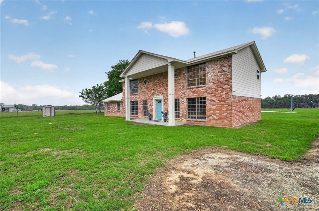 main property photo 2