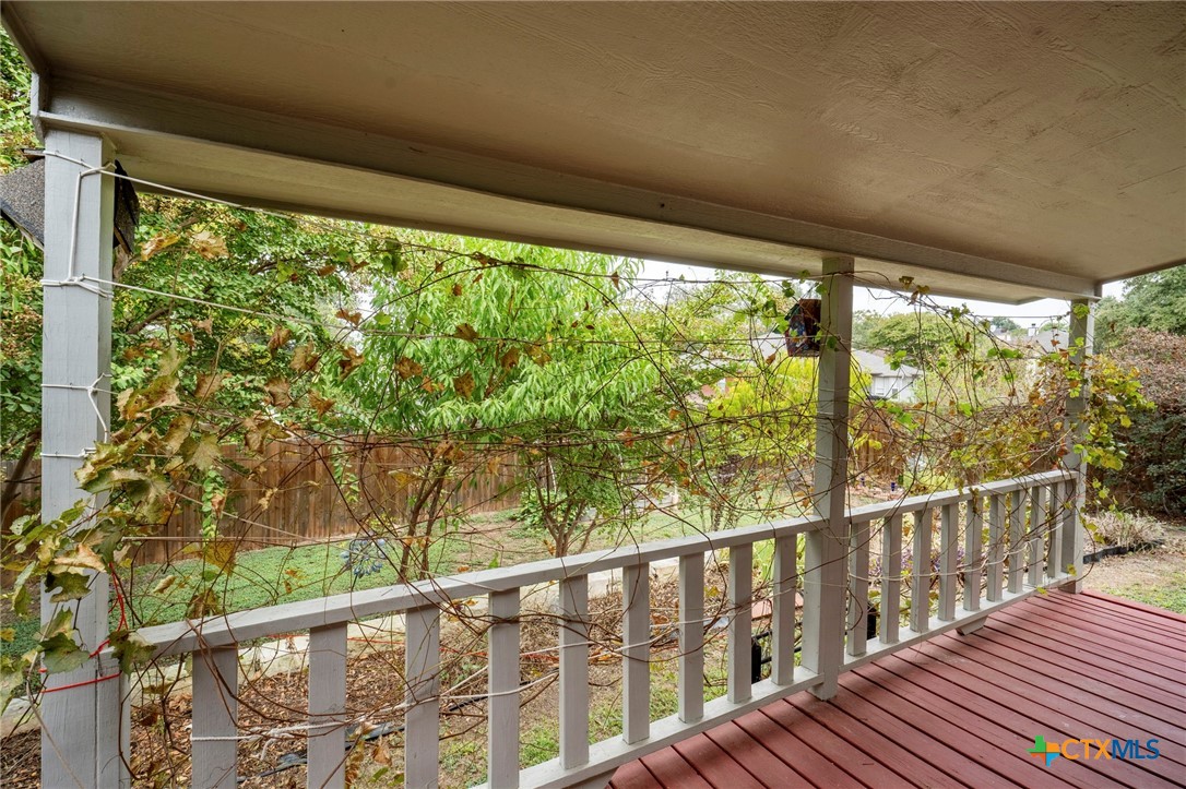 main property photo 28