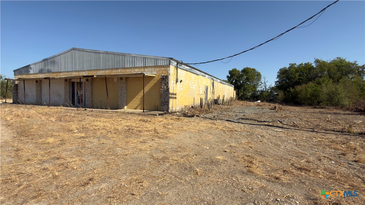 main property photo 10