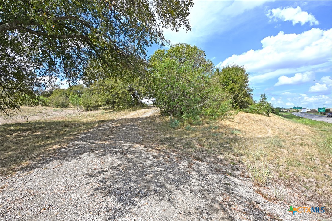 main property photo 39