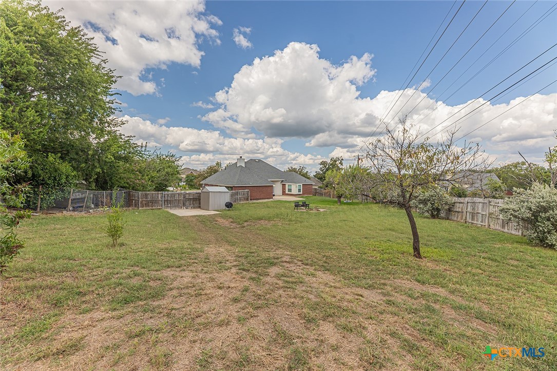 main property photo 33