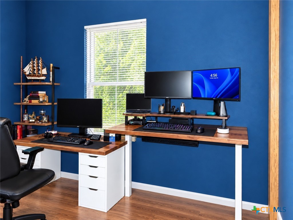 main property photo 18