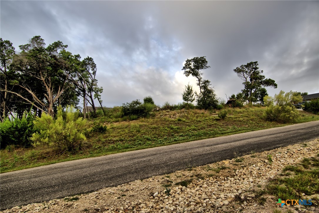main property photo 17