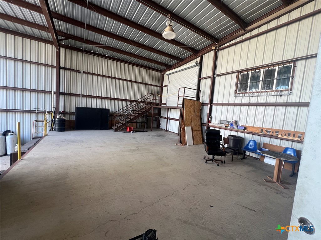main property photo 12