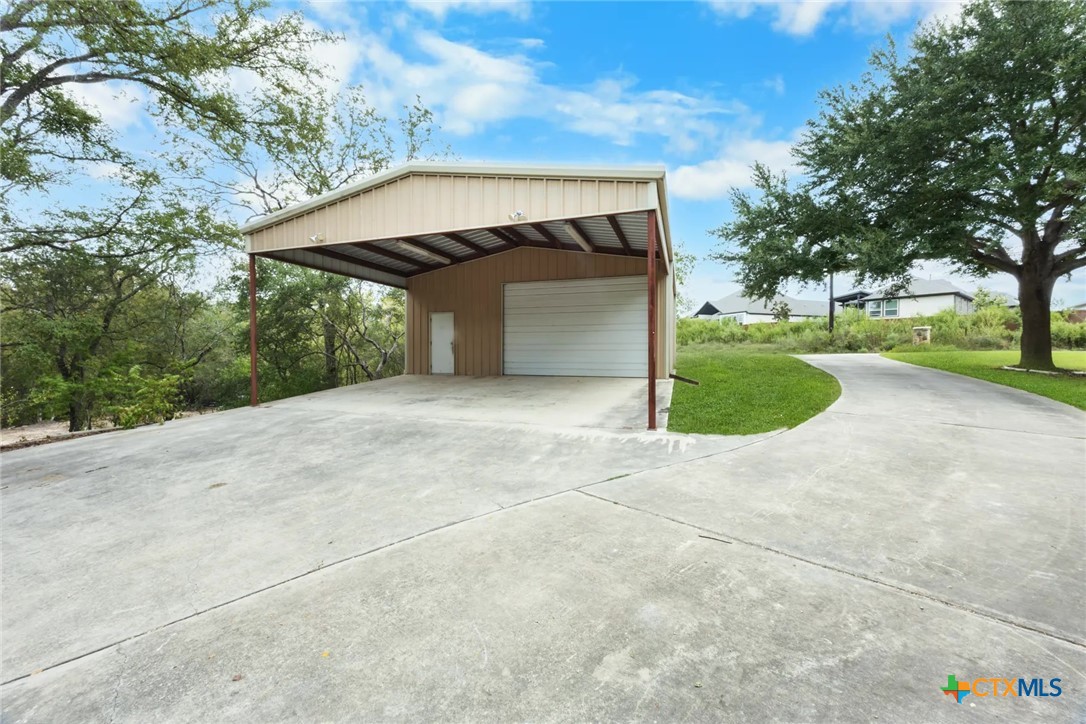 main property photo 42