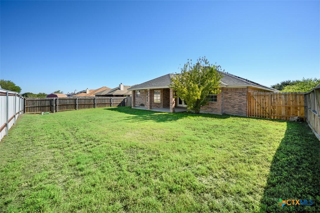 main property photo 27