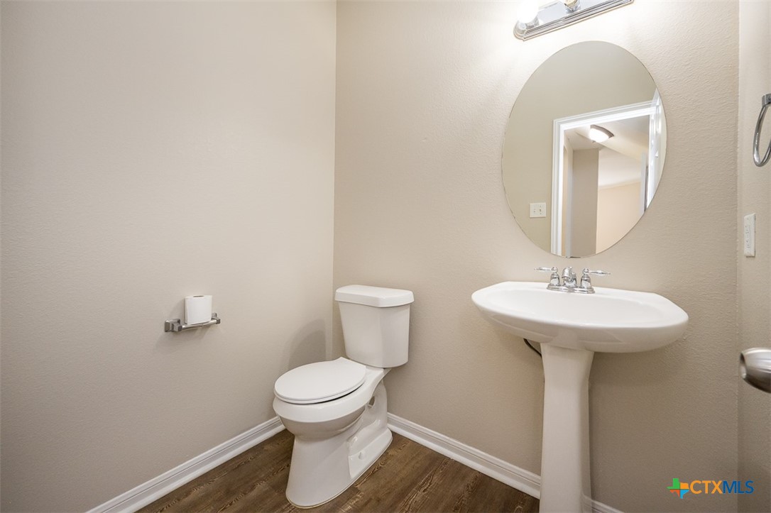 main property photo 32
