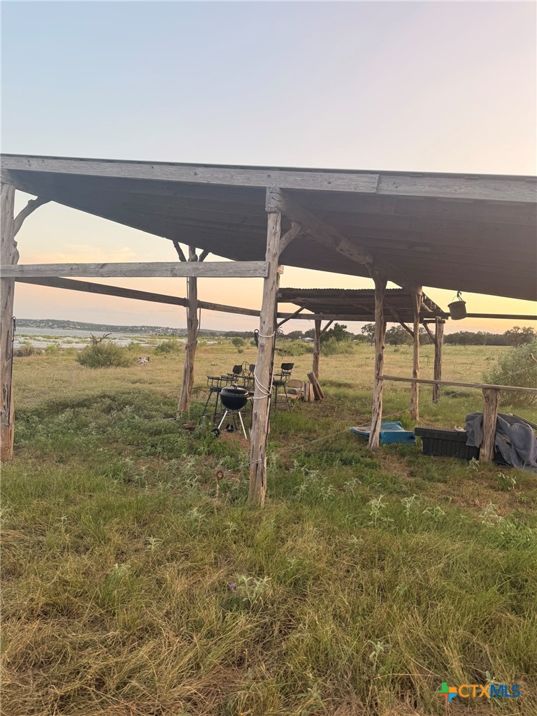 main property photo 17