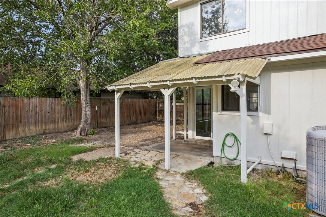 main property photo 16