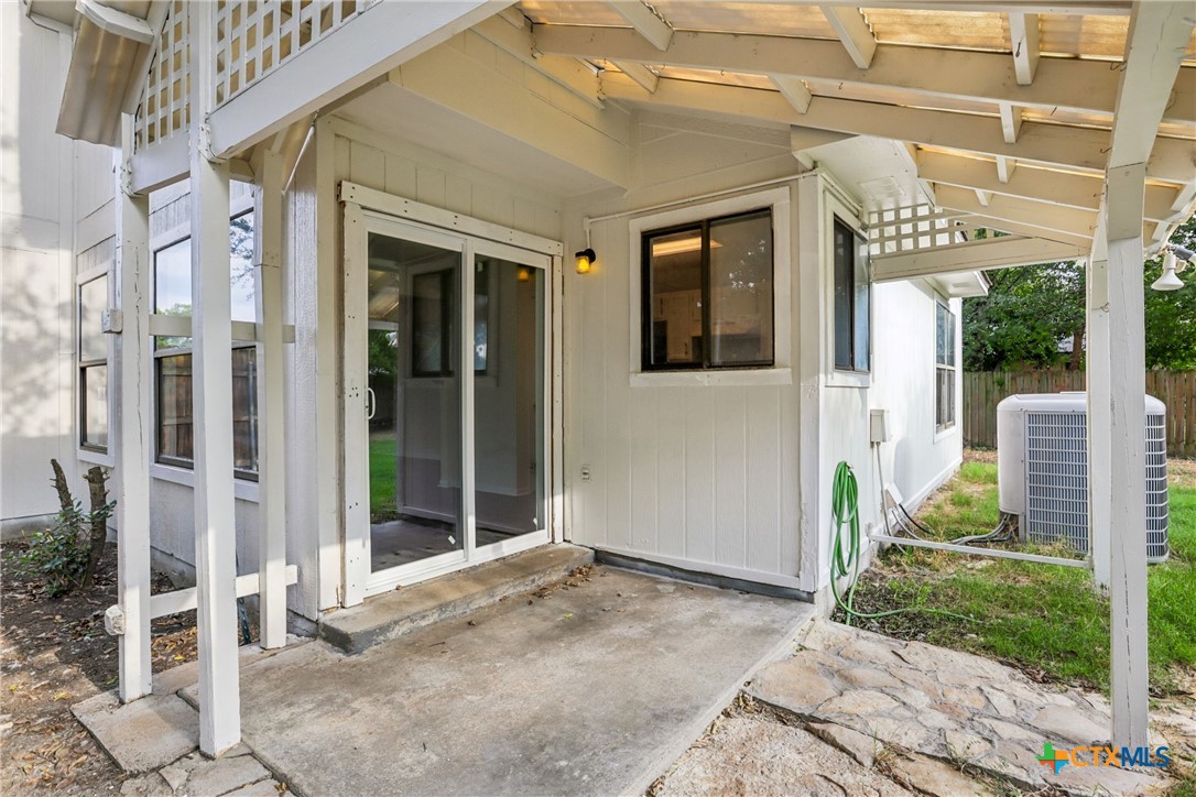 main property photo 17