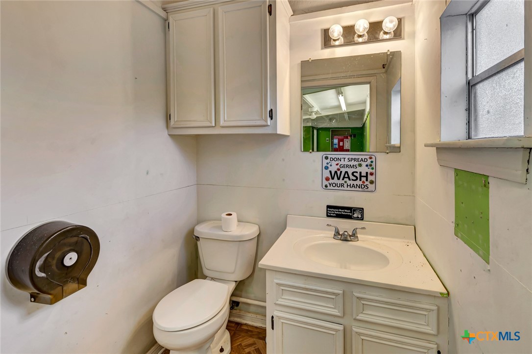 main property photo 16