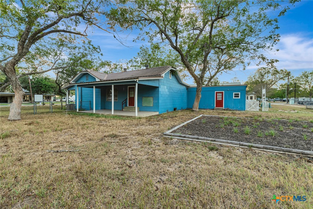 main property photo 41