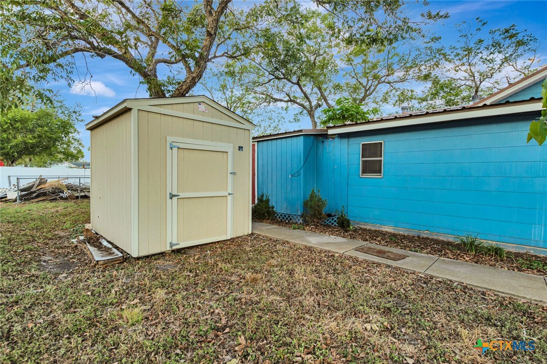 main property photo 43
