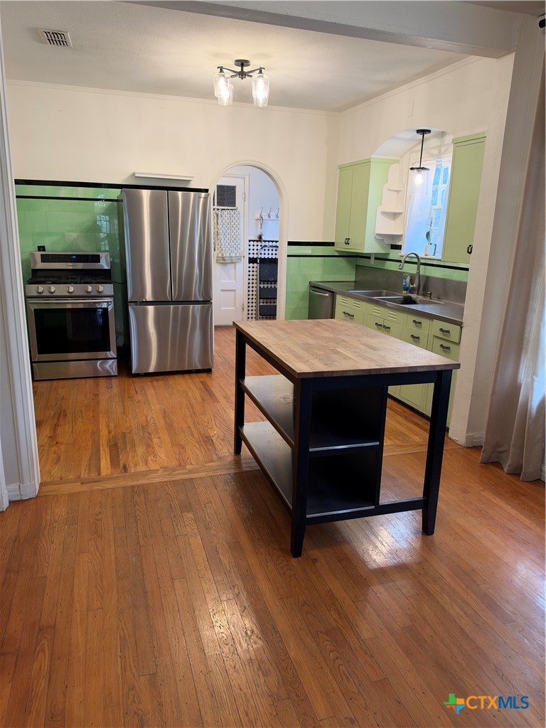 main property photo 38