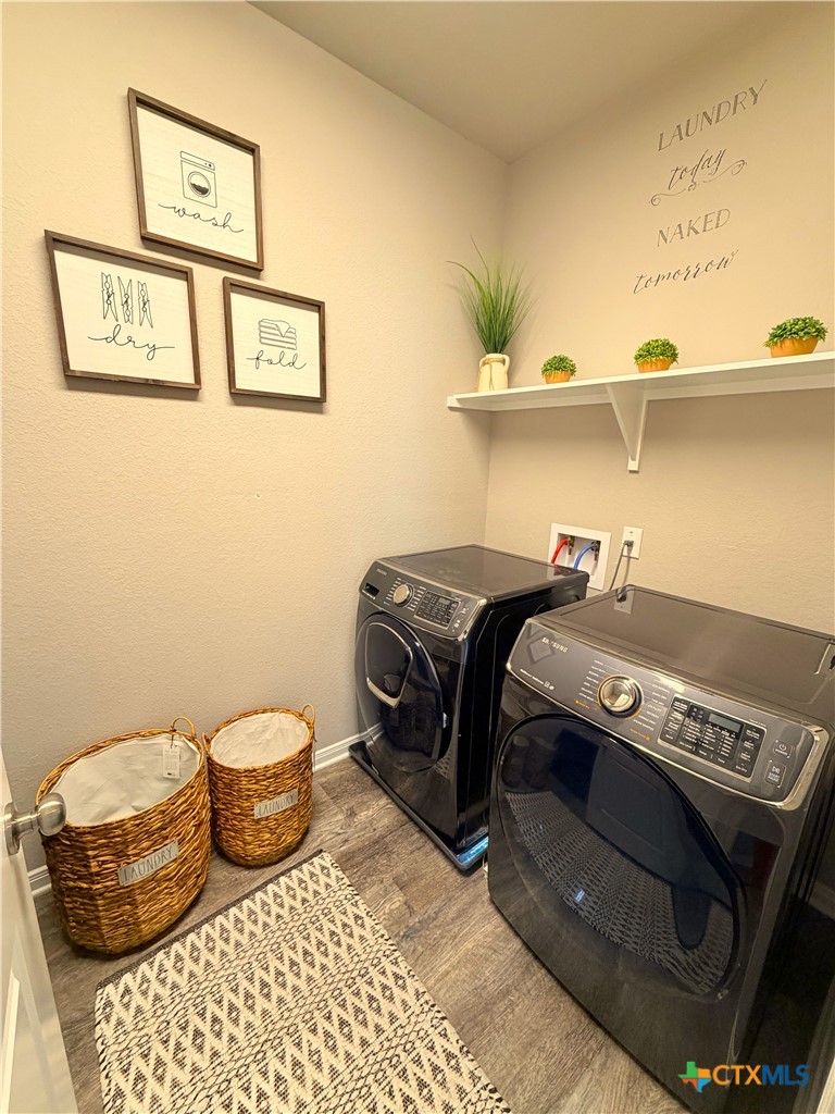 main property photo 17