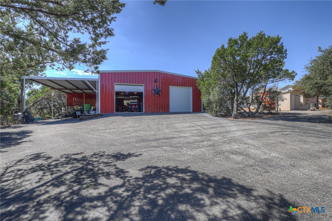 main property photo 34