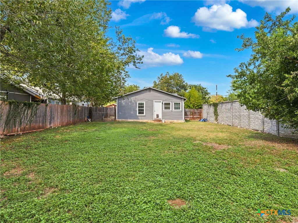 main property photo 23