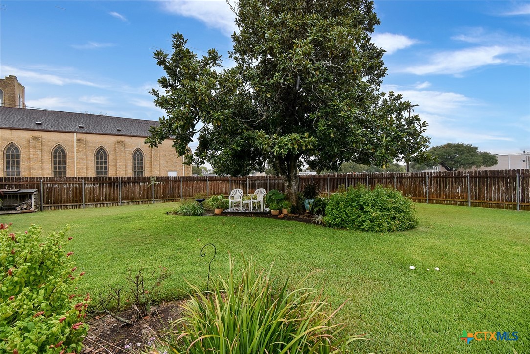 main property photo 38