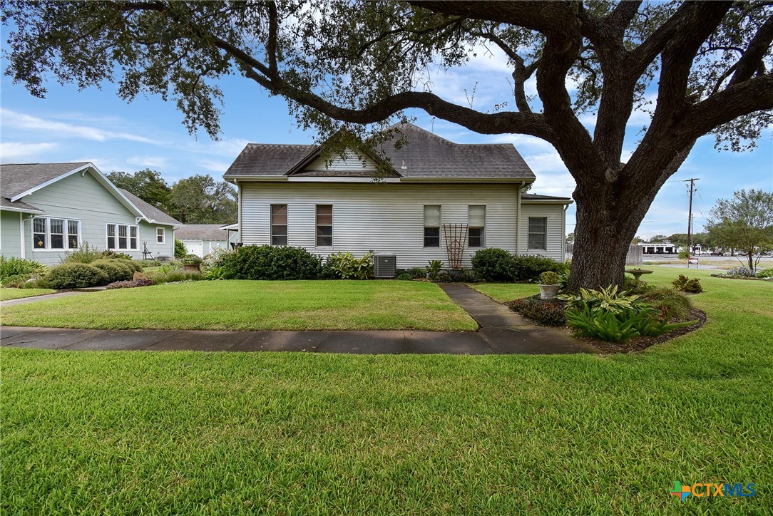 main property photo 46