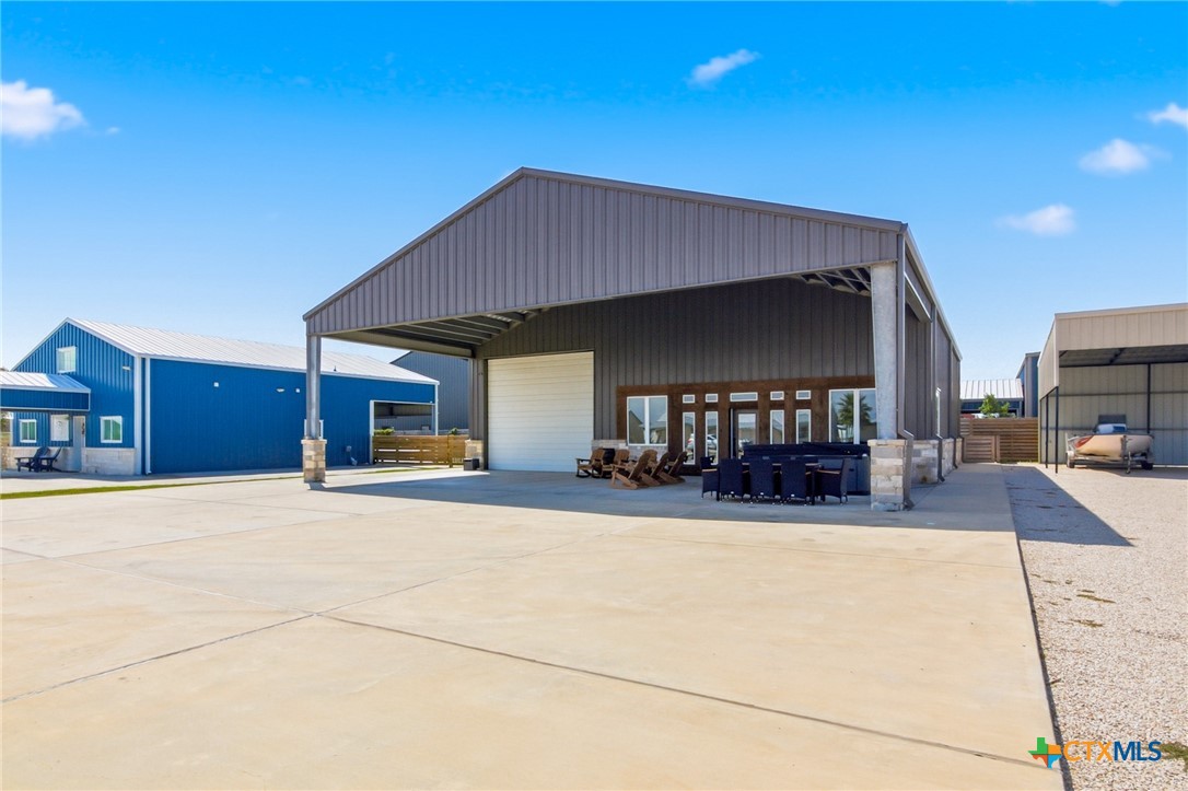 main property photo 31
