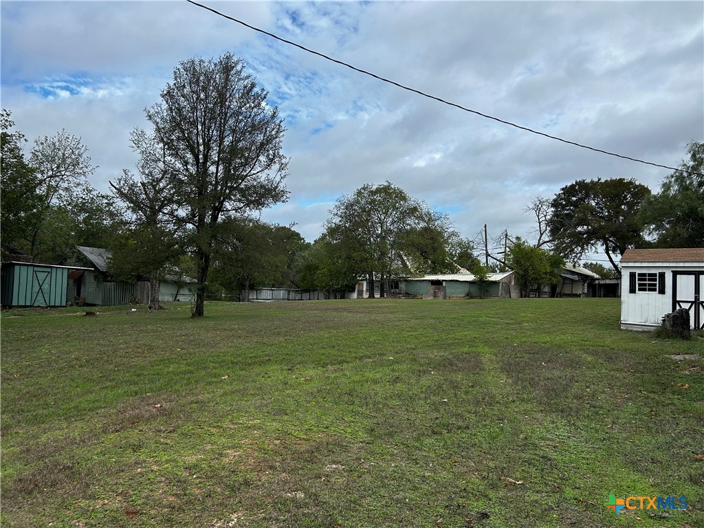 main property photo 27