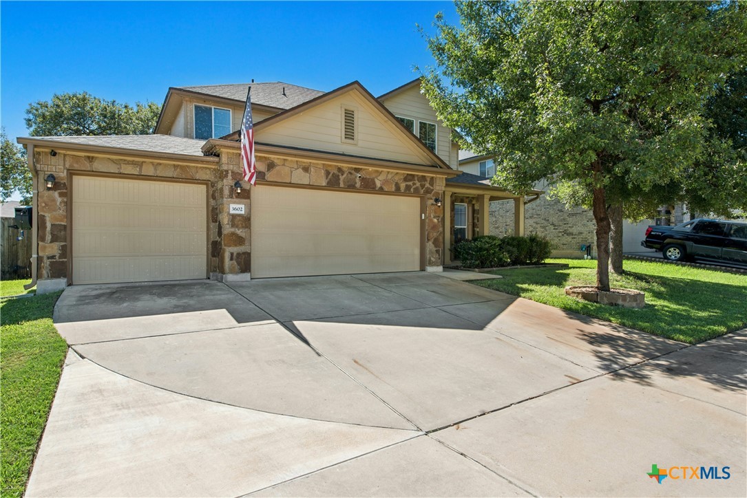 main property photo 3