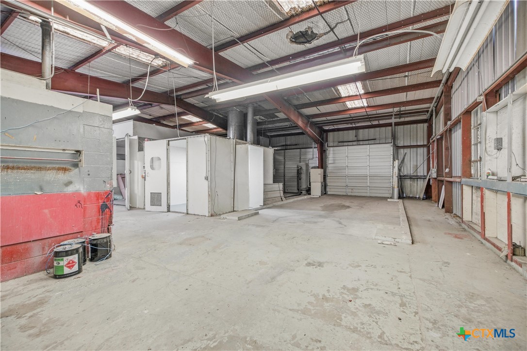main property photo 18