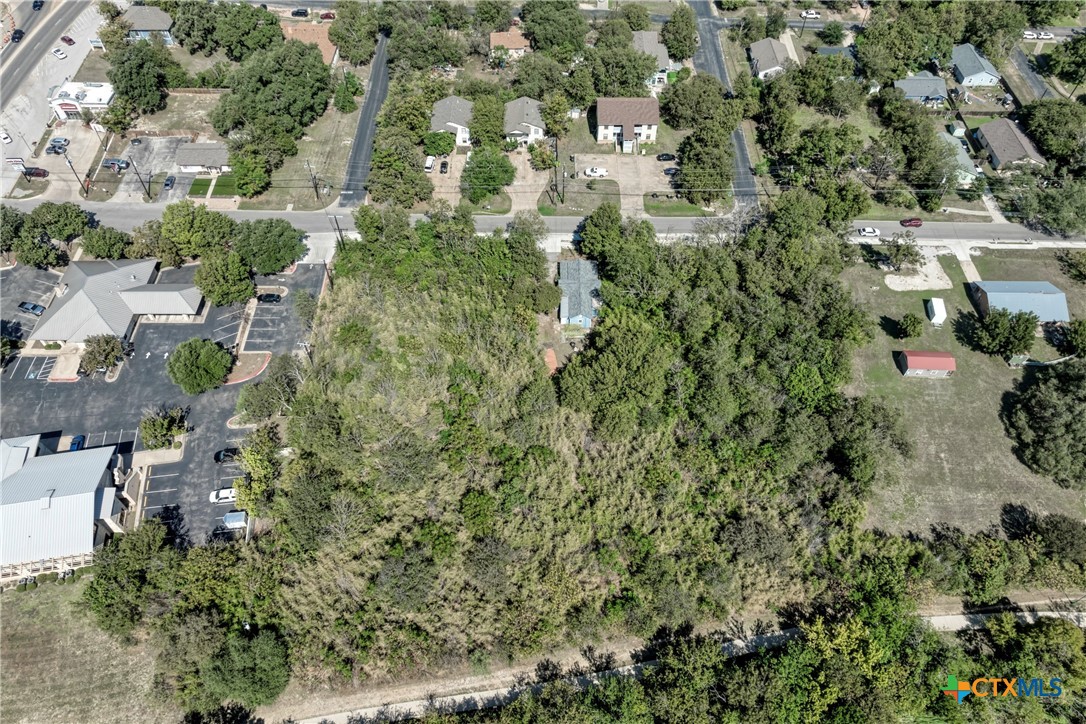 main property photo 13