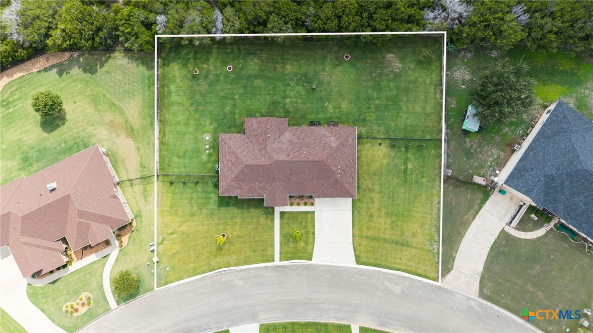 main property photo 41