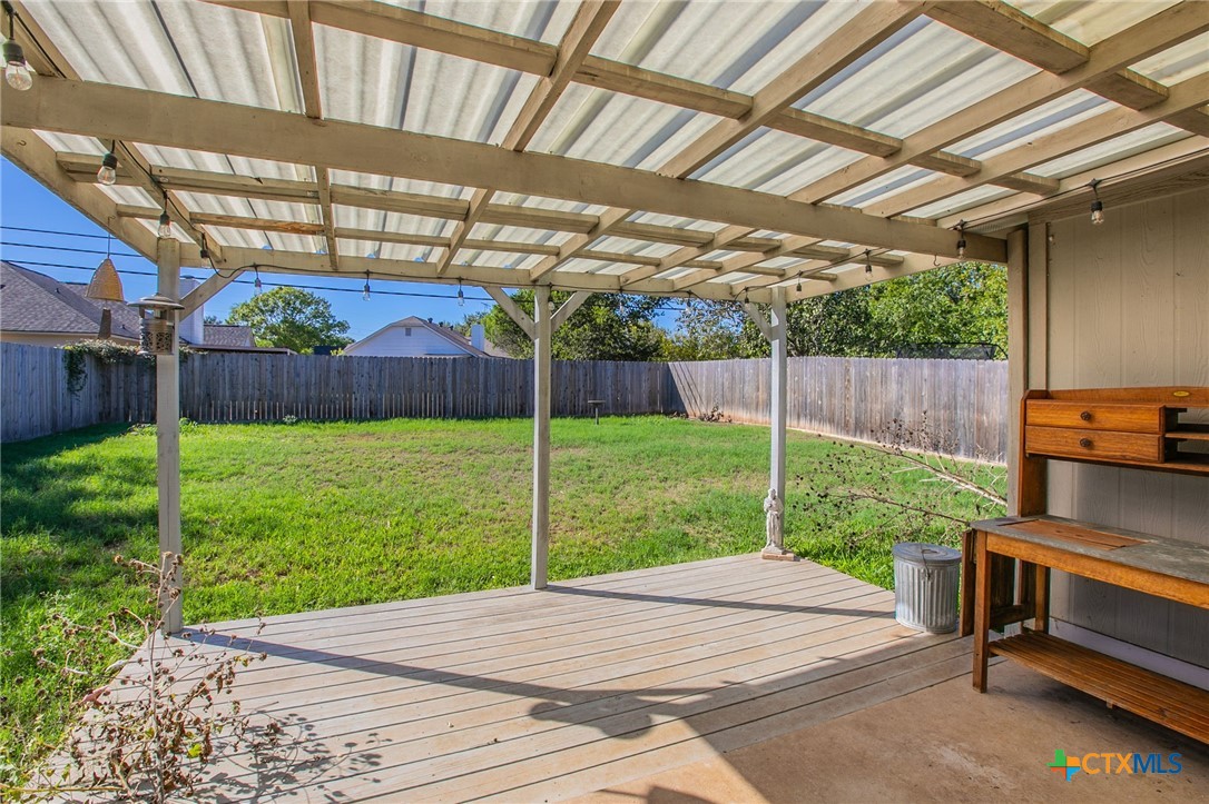 main property photo 27