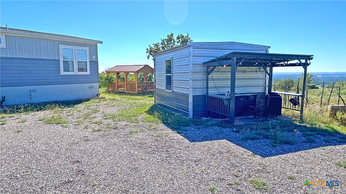 main property photo 39