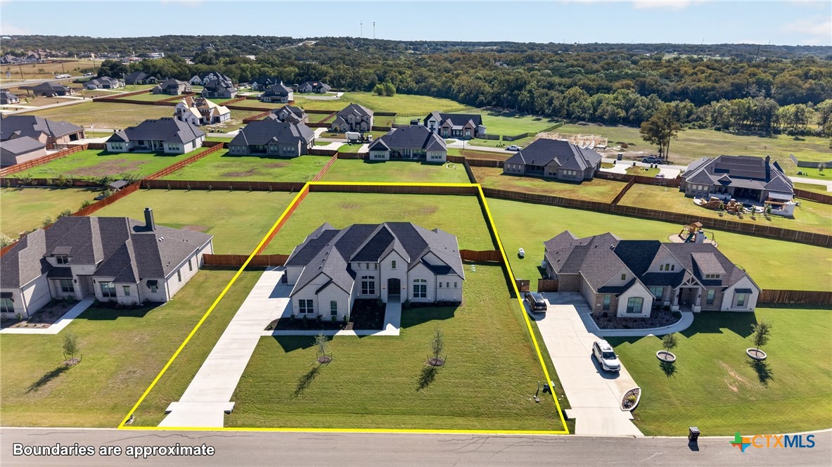 main property photo 3