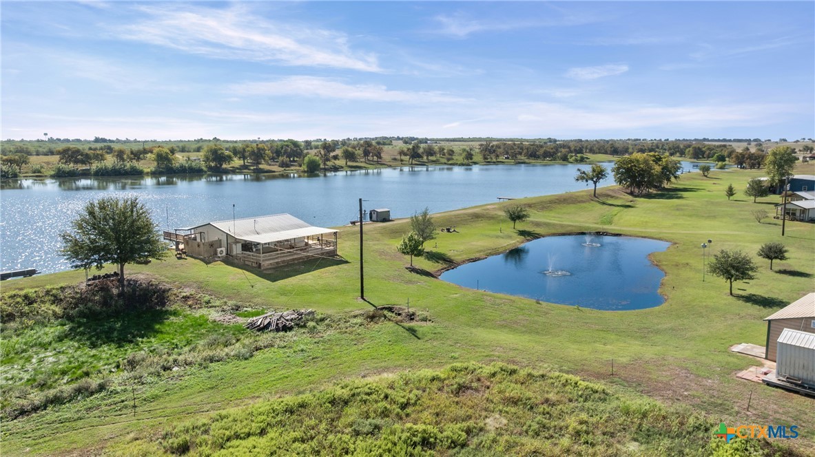 main property photo 40