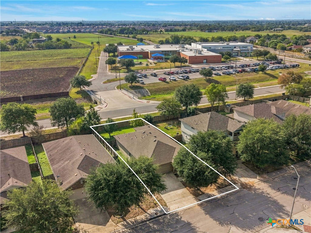 main property photo 26