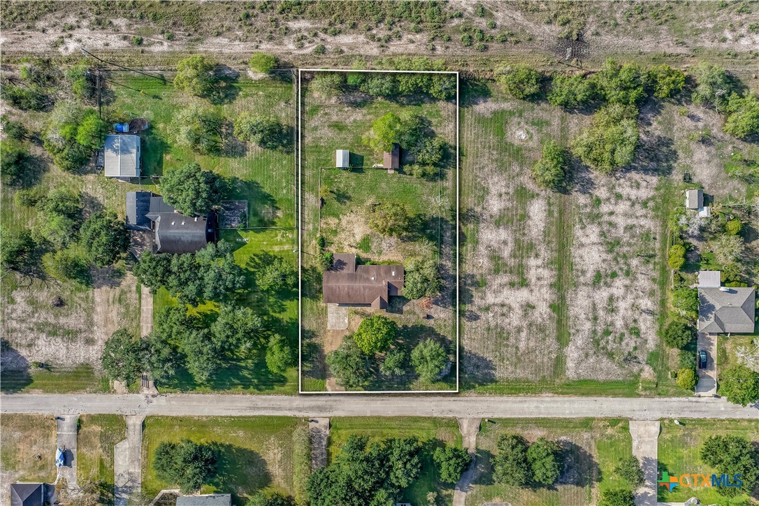 main property photo 11