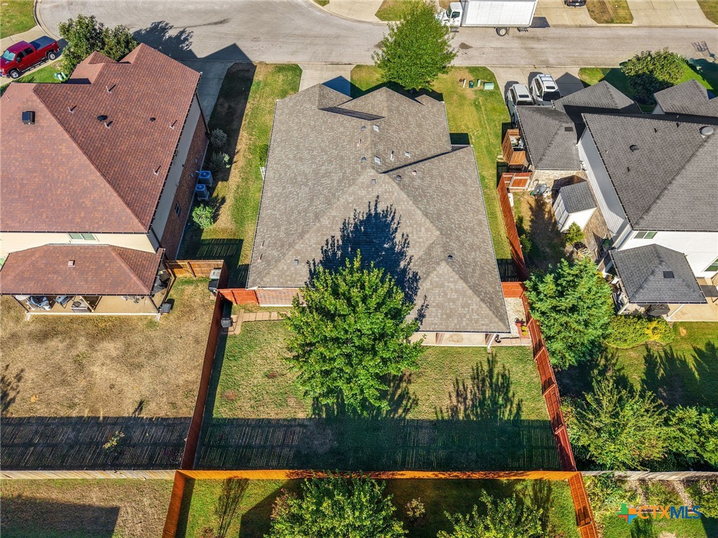 main property photo 30