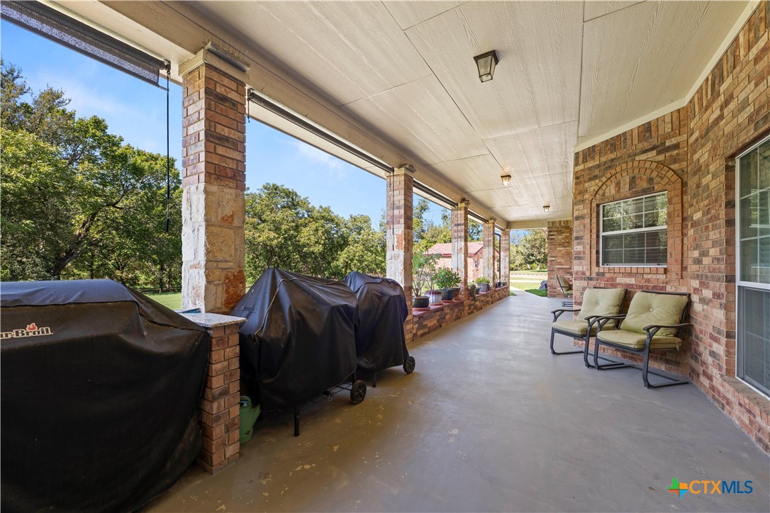 main property photo 34