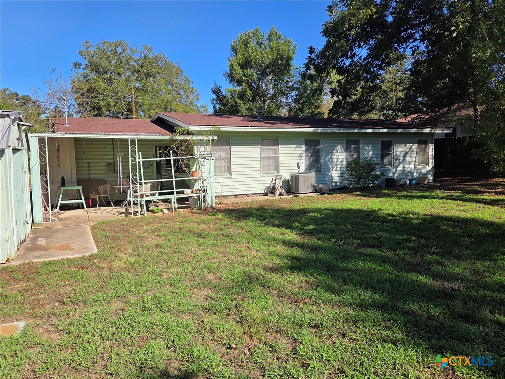 main property photo 6