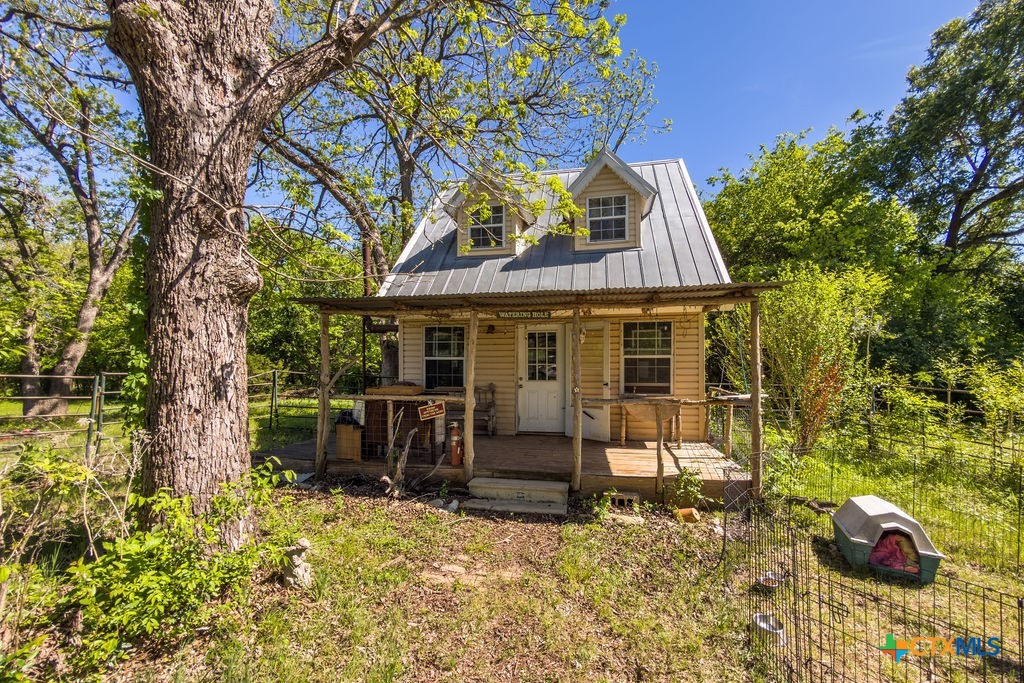 main property photo 40